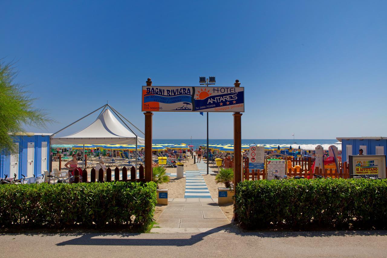 Hotel Antares Alba Adriatica Buitenkant foto